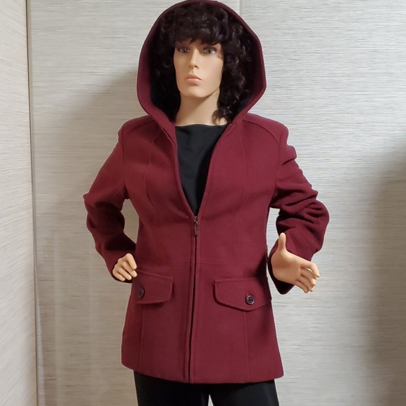 Ladies wool coat . NEW - Picture 3 of 10